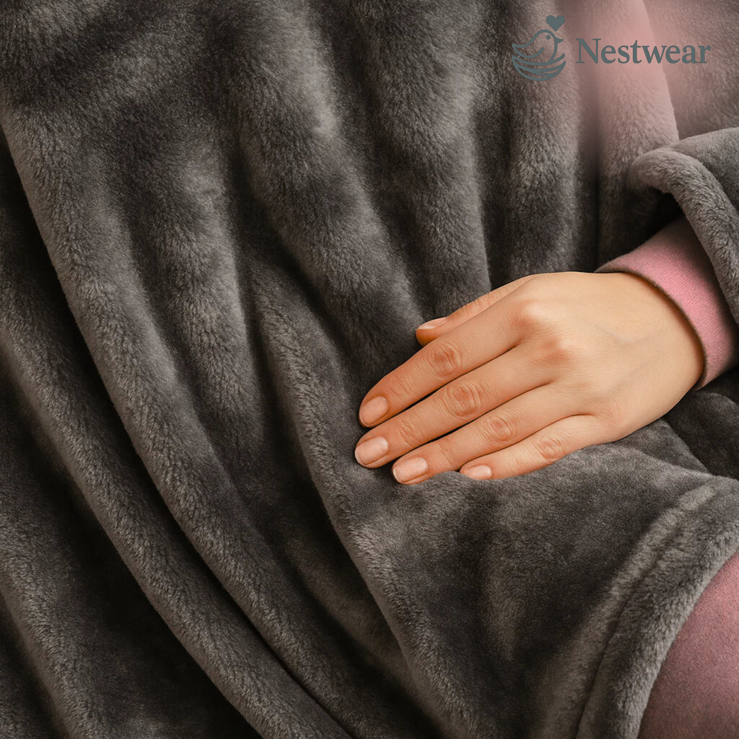 NestWear™ Heated Wearable Blanket - Soft, Warm, and Customizable Comfort